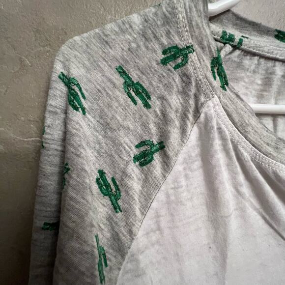 Grayson Threads Womens Santa Christmas Cactus Quarter Length Sleeve Shirt Medium - Picture 3 of 8